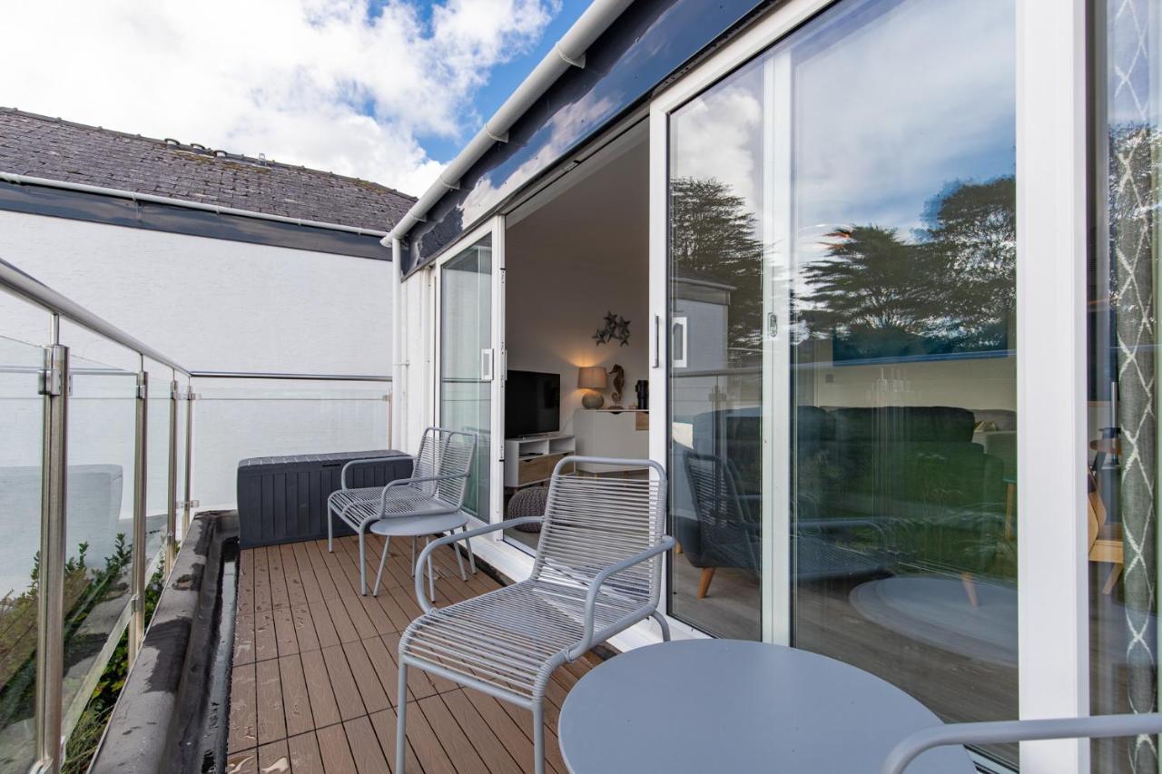 25 Coedrath Park - Sea Views From Balcony, Short Walk To Beach, Parking Saundersfoot Luaran gambar